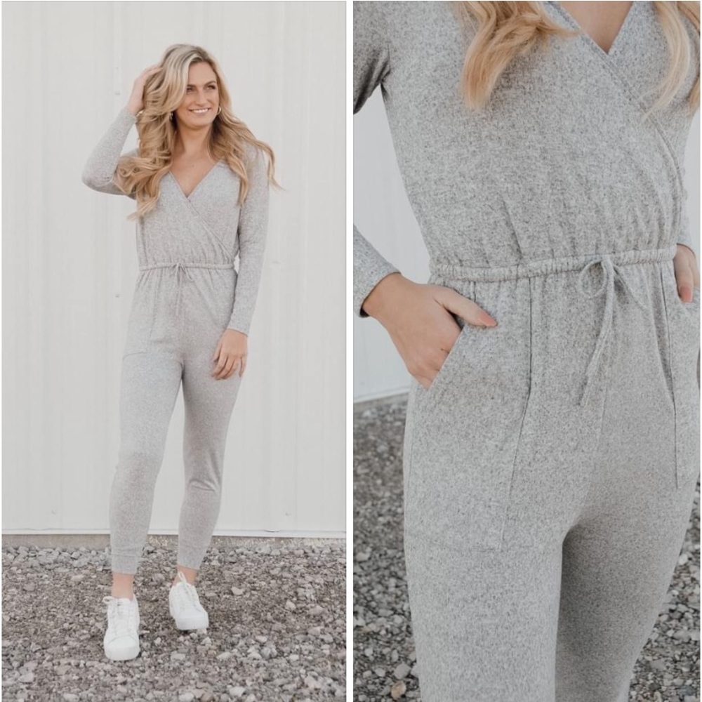 Gray Jumpsuit_Romper_New ( 4-6 & 8-10)_Womens